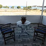 Papantonis Apartment *