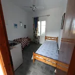 Papantonis Apartment