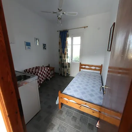 Papantonis Apartment