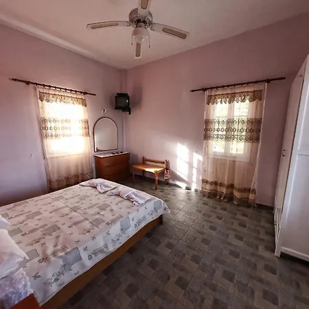 Papantonis * Chrisopigi (Sifnos)