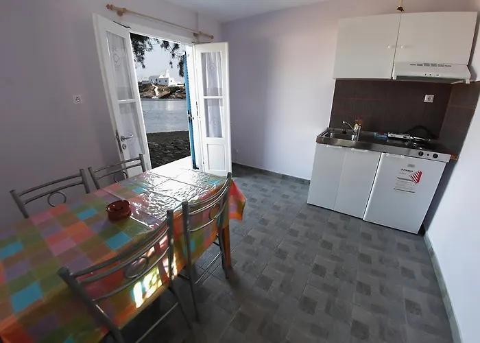 Papantonis * Chrisopigi (Sifnos)